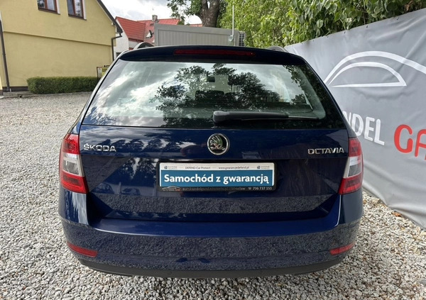 Skoda Octavia cena 29999 przebieg: 339000, rok produkcji 2017 z Kock małe 466